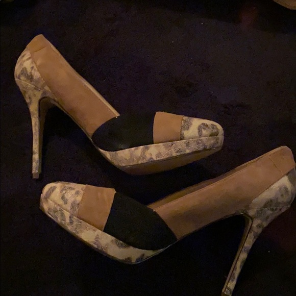 L’atelier London Suede block colour 4 1/2” heels - Picture 1 of 7